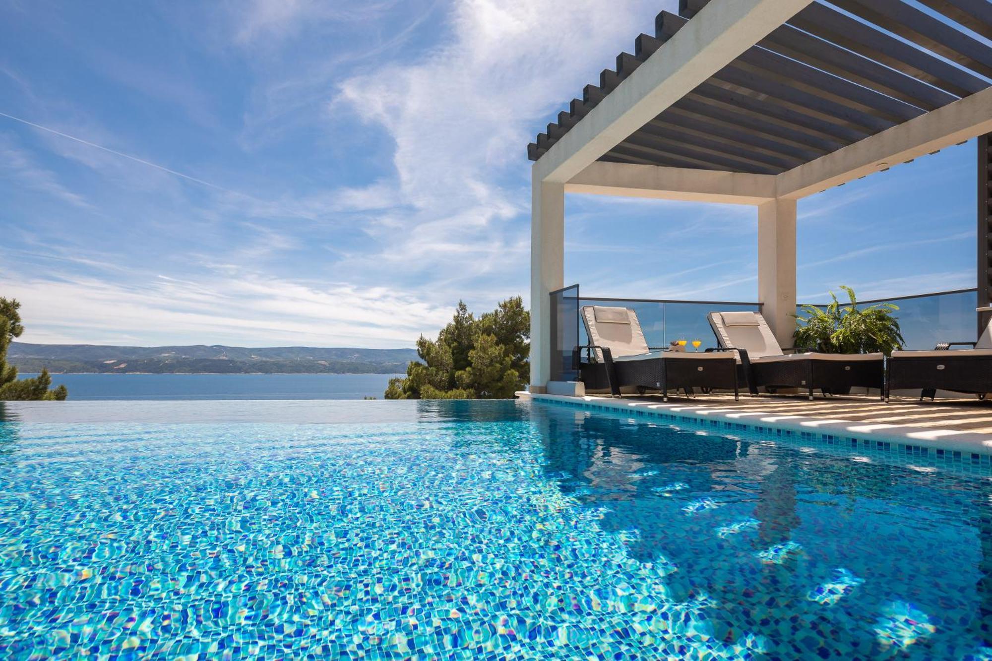 Luxury Seafront Villa With Heated Pool, Jacuzzi, Sea View, 150 M From Beach Stanici Exteriér fotografie